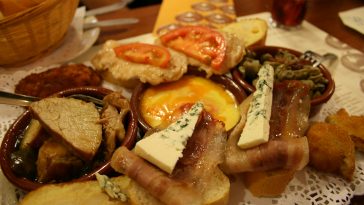 tapas at bodegas castaneda