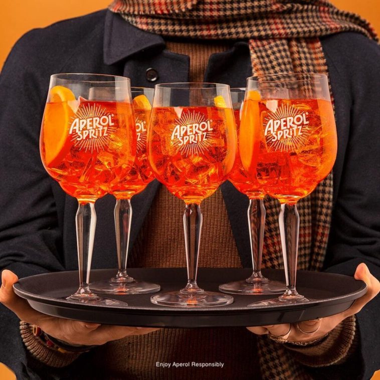 Summertime Classic Aperol Spritz Cocktail ⋆ Food