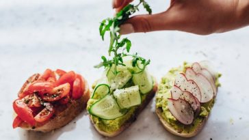 rsz appetizer arugula avocado 1580464 e1559531794537