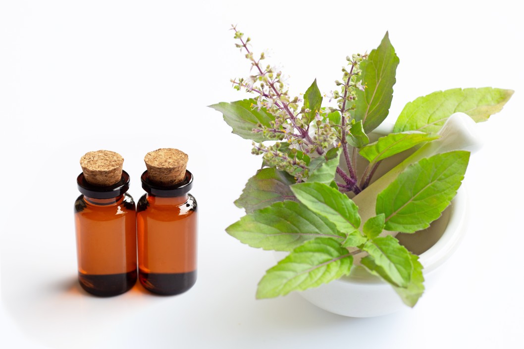 5 Adaptogenic Herbs to Fight Anxiety & Stress