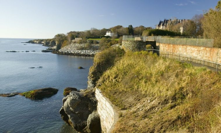 5 of the Most Beautiful Coastal Walks in America